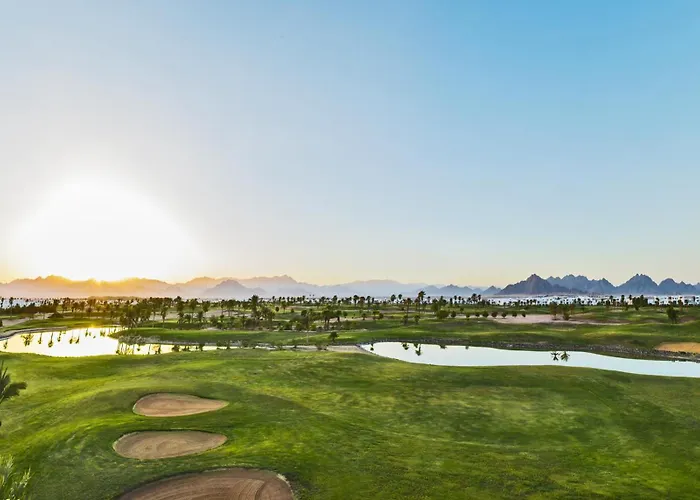 Pickalbatros Golf Luxury